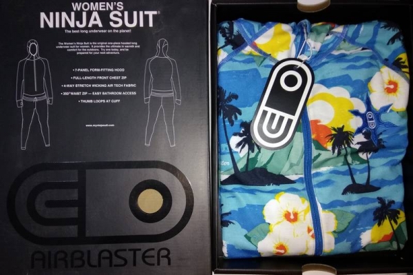 AIRBLASTER women NINJA SUIT hooded hawaiian